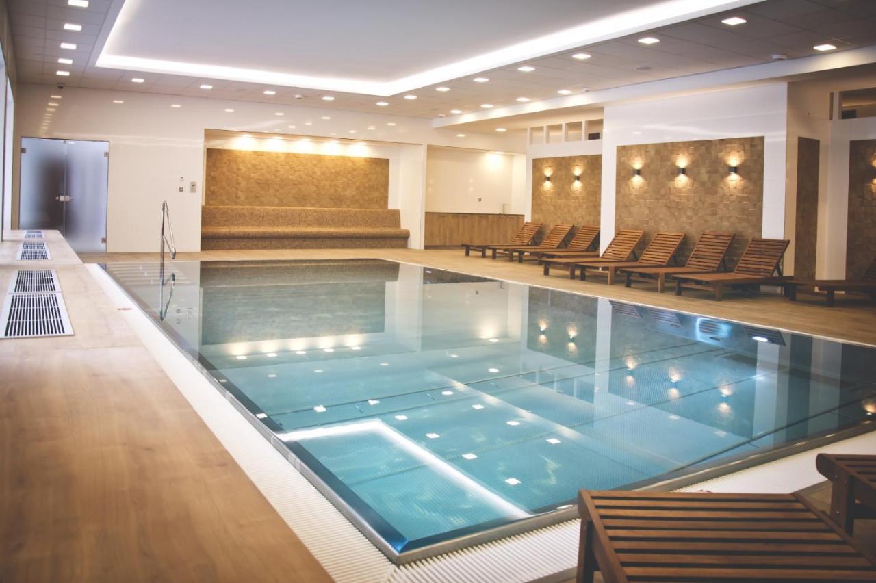Apartman Rezidence Moser-Free Parking Garage Karlovy Vary Bagian luar foto