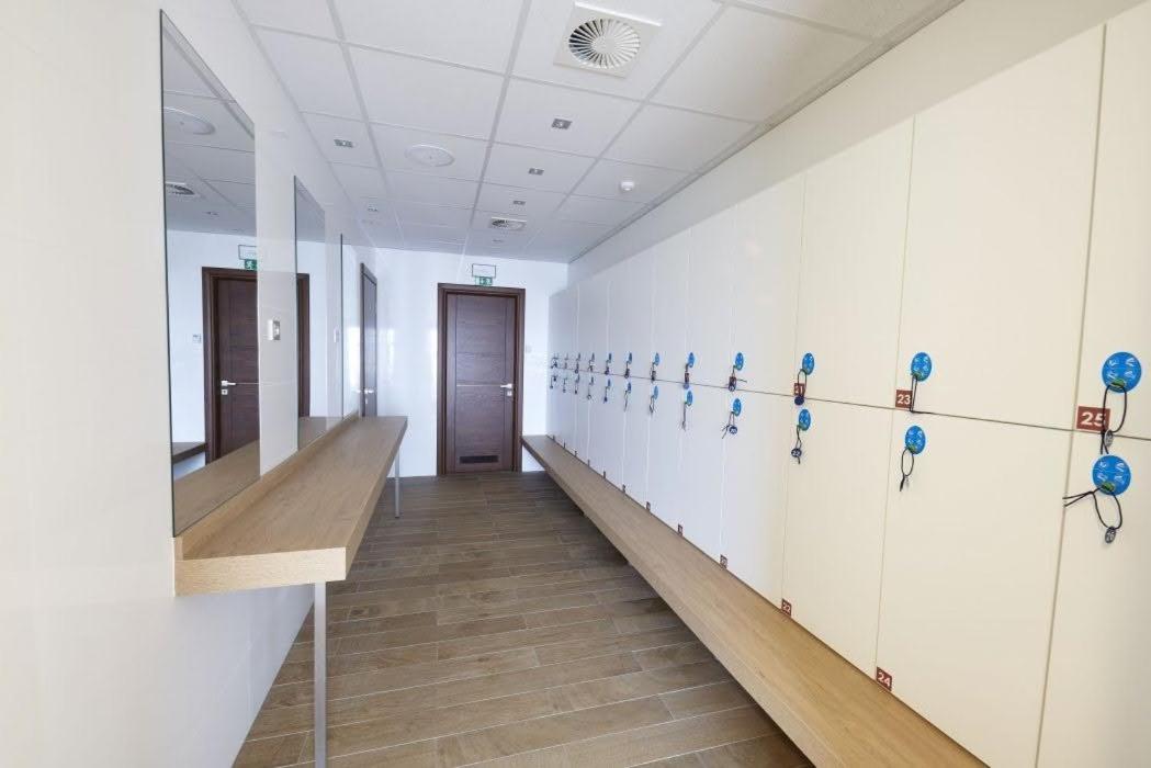 Apartman Rezidence Moser-Free Parking Garage Karlovy Vary Bagian luar foto